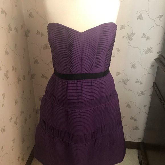 LIKE NEW - BCBGMAXAZRIA Purple Dress with optional straps - Size 10 - Picture 2 of 6